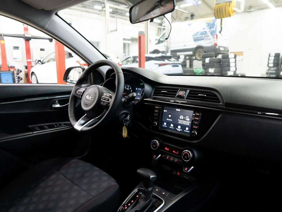 Kia Rio, 2018 Фото №17