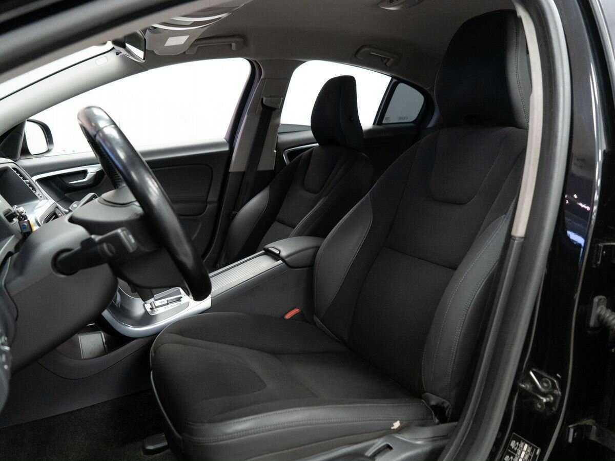 Volvo S60, 2012 Фото №6