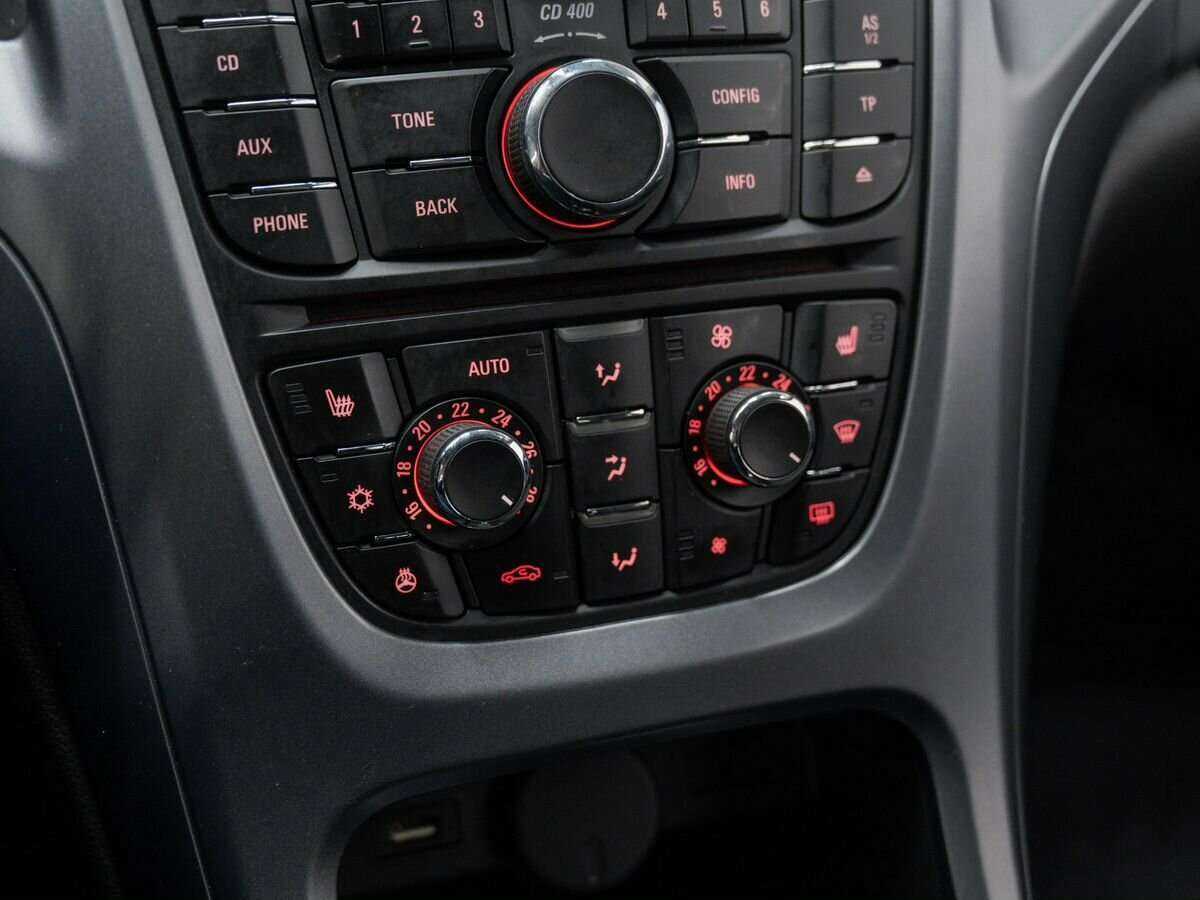 Opel Astra GTC, 2013 Фото №19