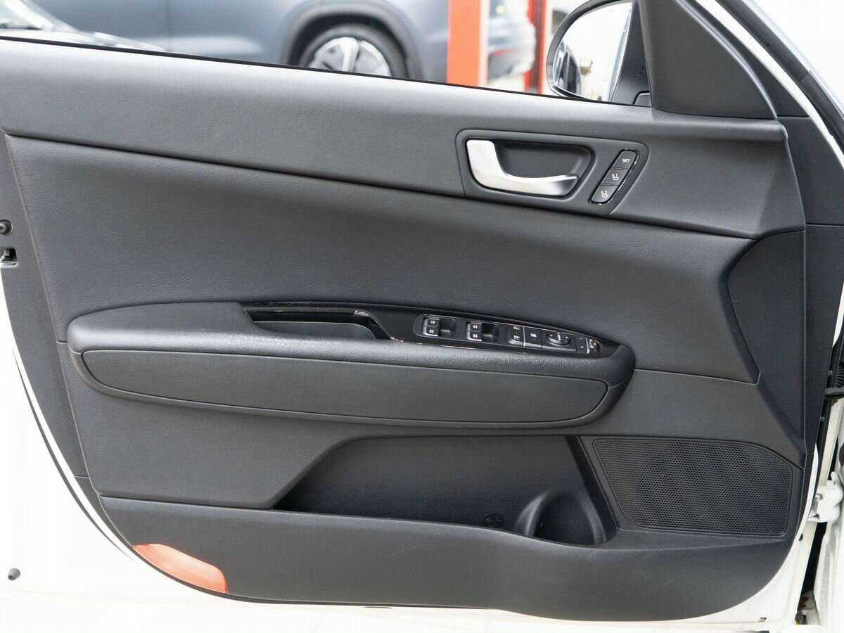 Kia Optima, 2019 Фото №15