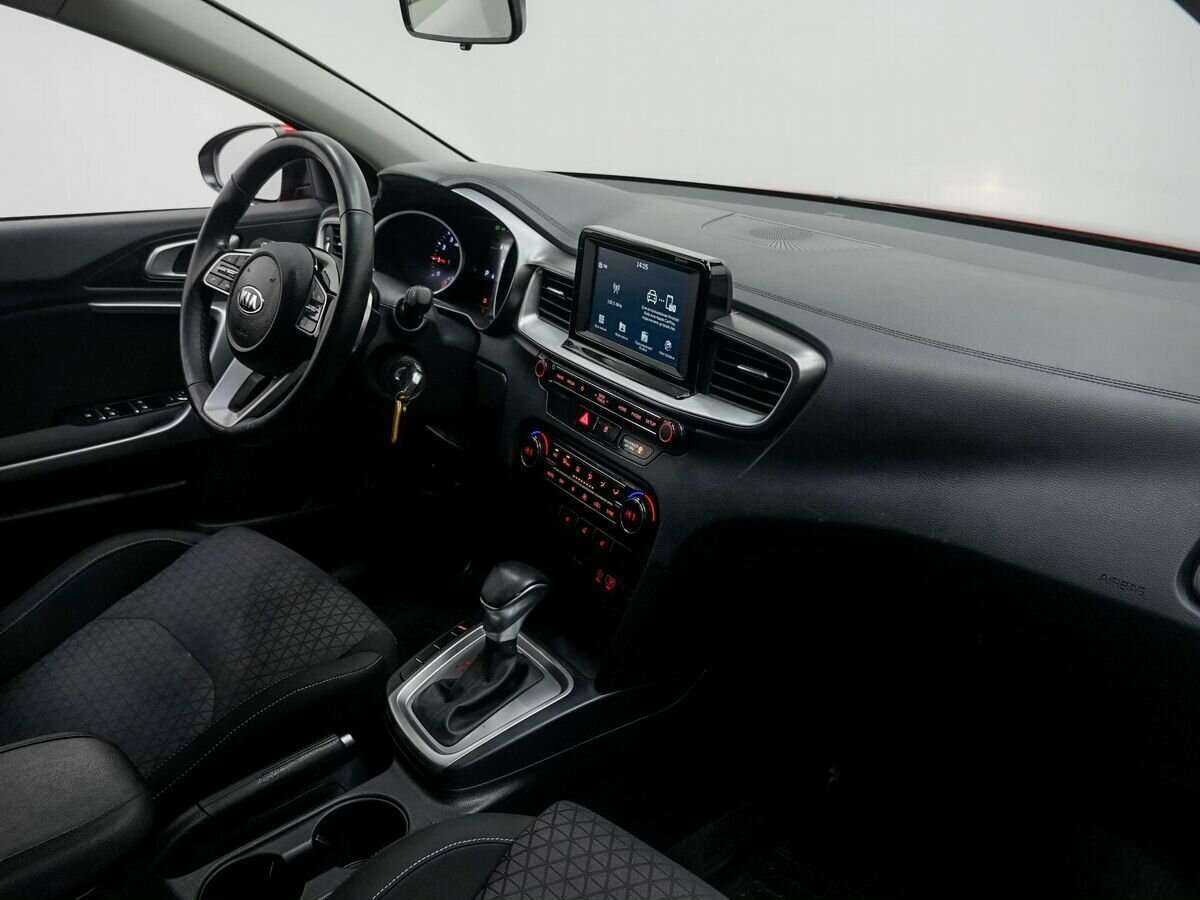 Kia Ceed, 2018 Фото №7