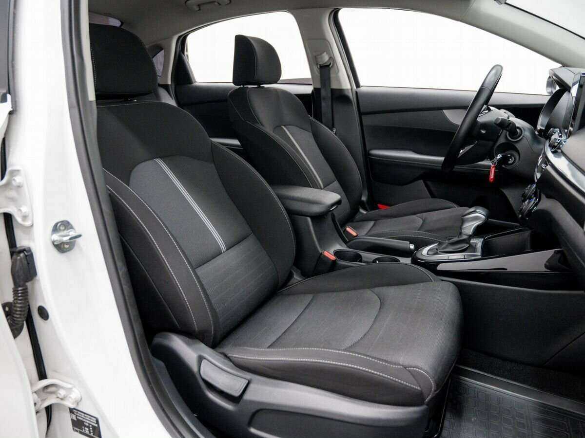 Kia Cerato, 2019 Фото №8