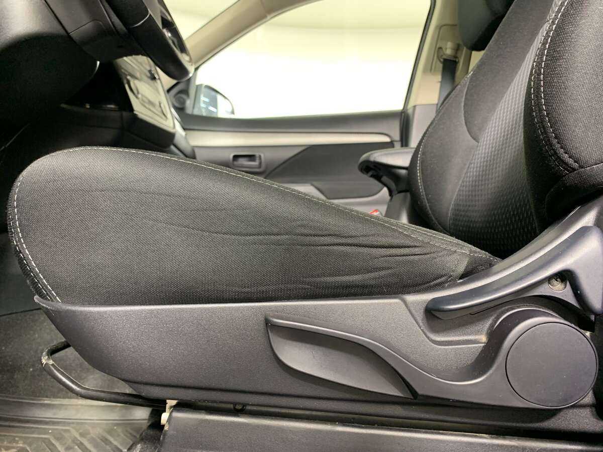 Mitsubishi Outlander, 2018 Фото №15