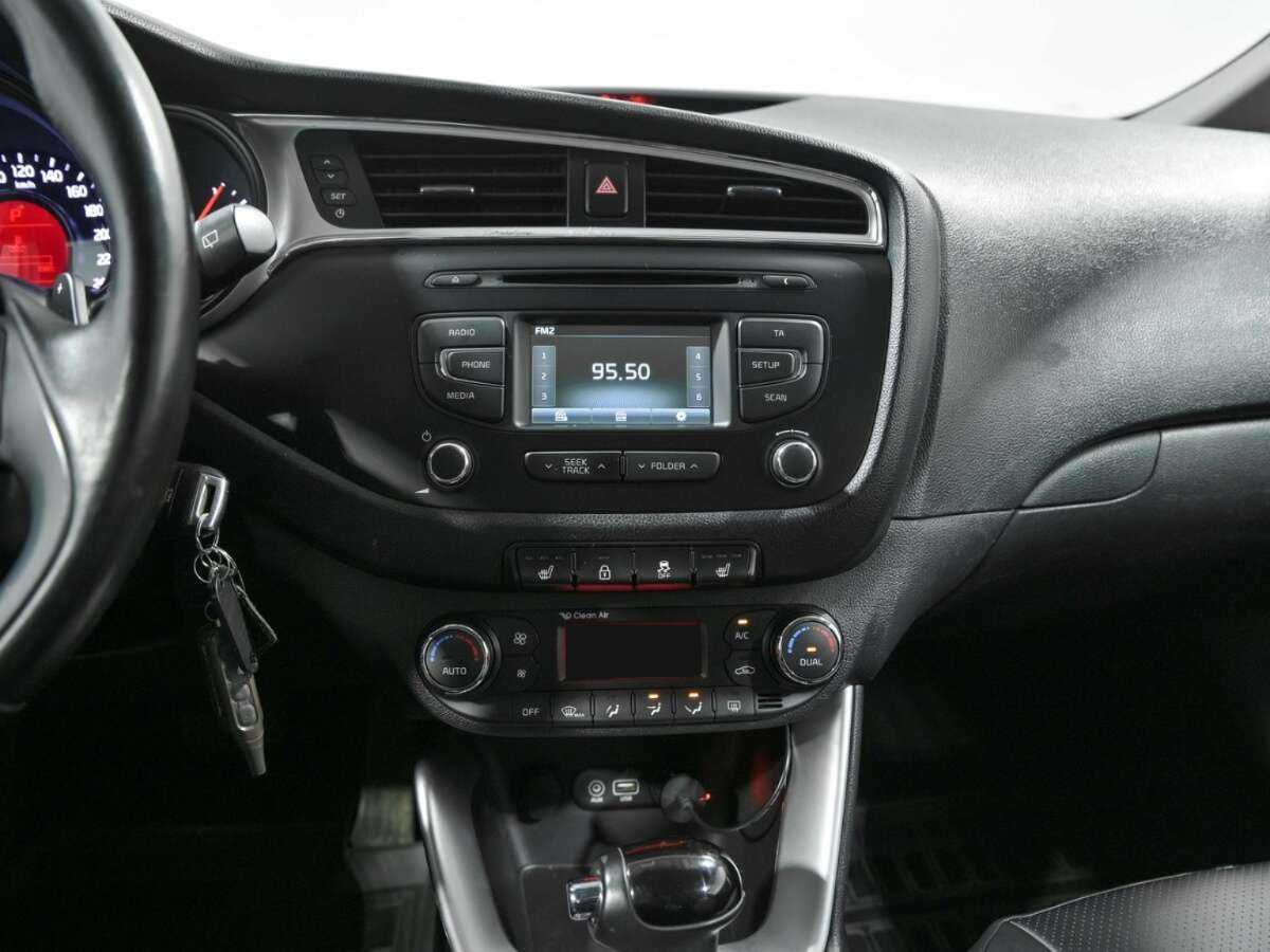 Kia Ceed, 2017 Фото №10