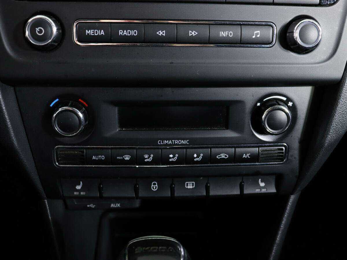 Skoda Rapid, 2014 Фото №18