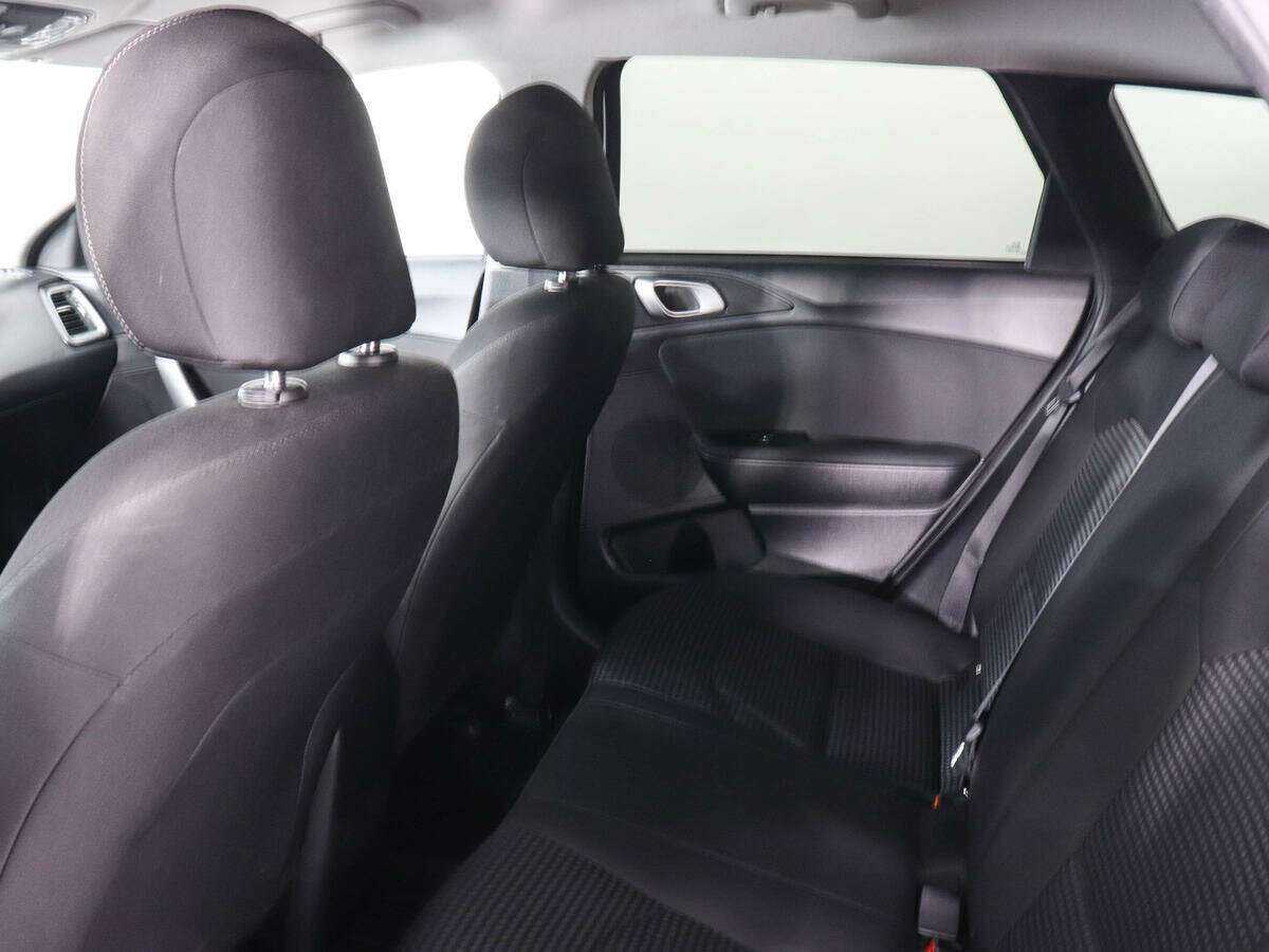 Kia Ceed, 2019 Фото №12