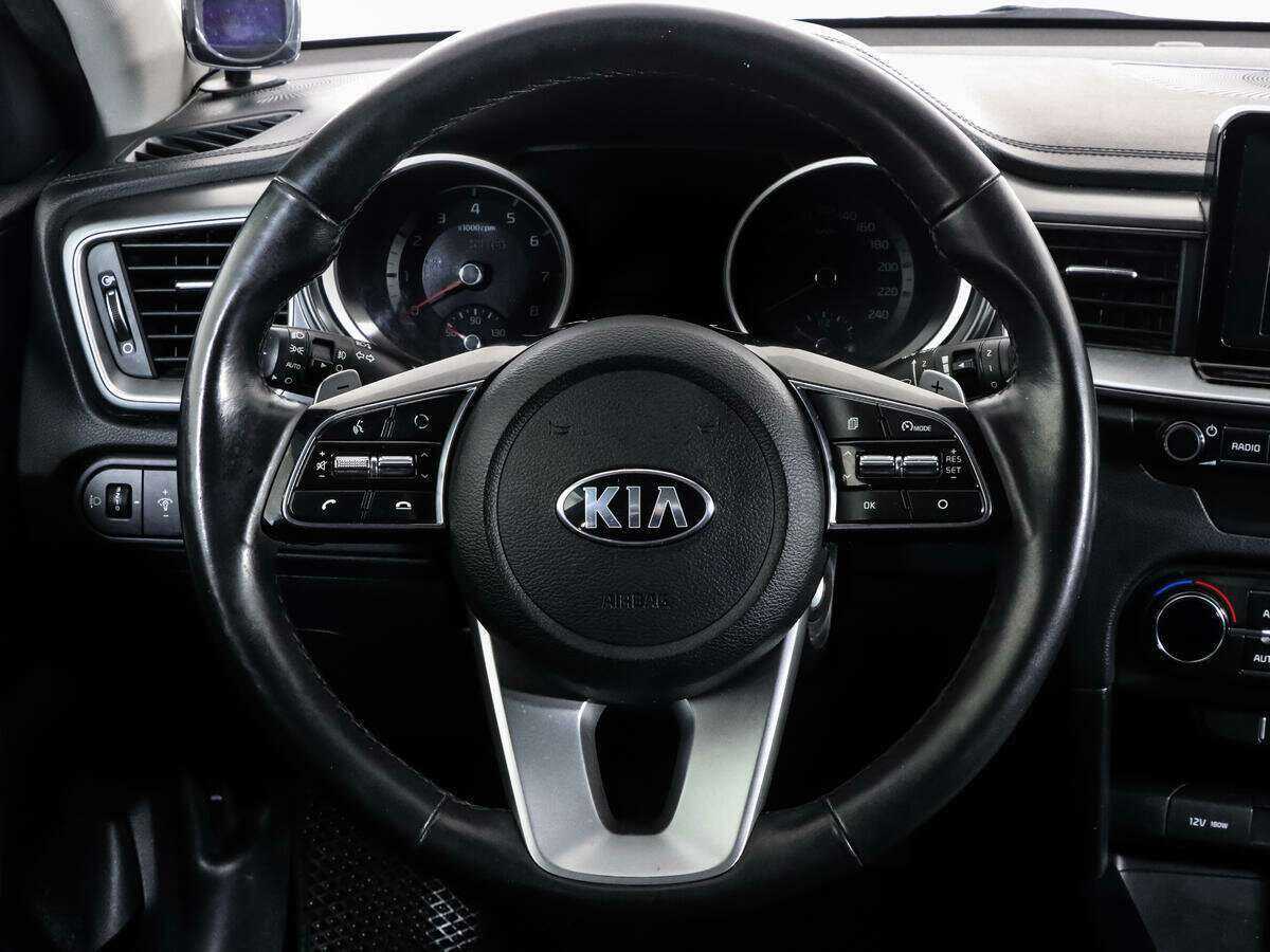 Kia Ceed, 2019 Фото №12
