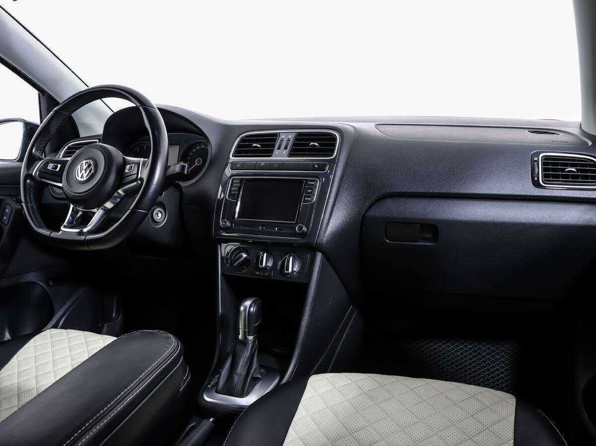 Volkswagen Polo, 2020 Фото №9