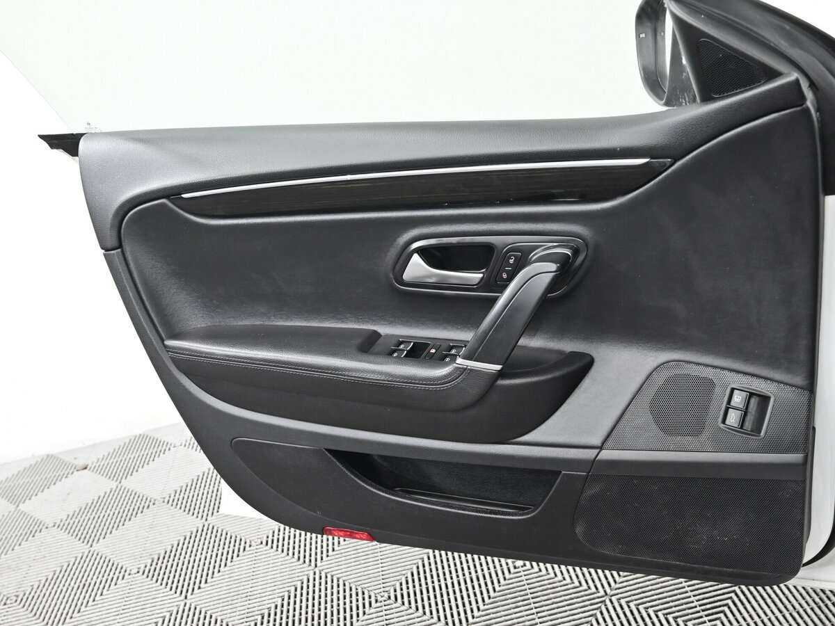 Volkswagen Passat CC, 2012 Фото №6