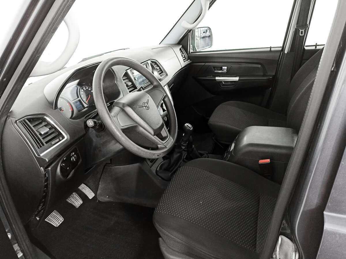 УАЗ Patriot, 2019 Фото №13