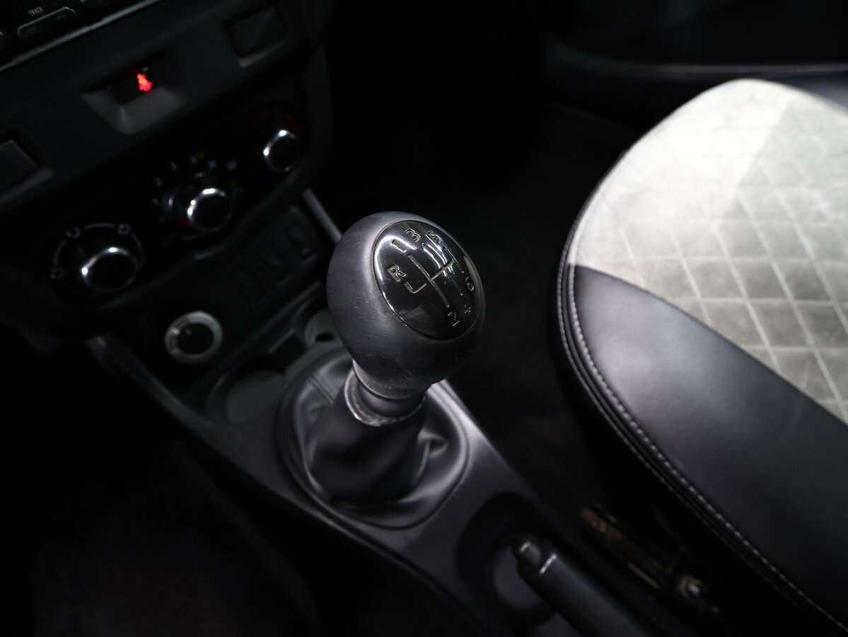 Renault Duster, 2017 Фото №17