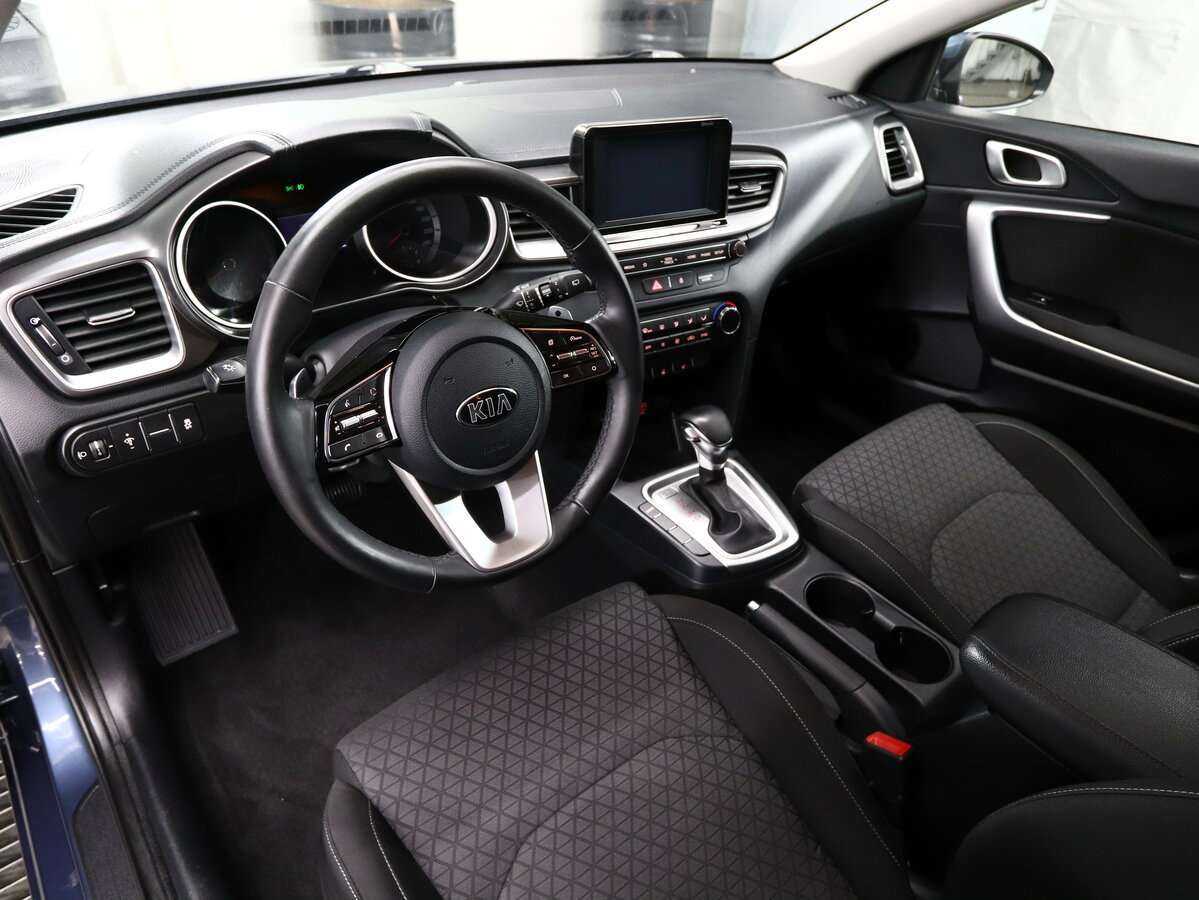 Kia Ceed, 2018 Фото №7