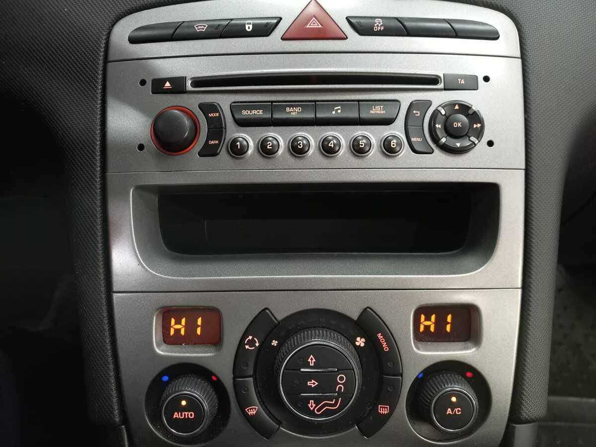 Peugeot 408, 2016 Фото №14