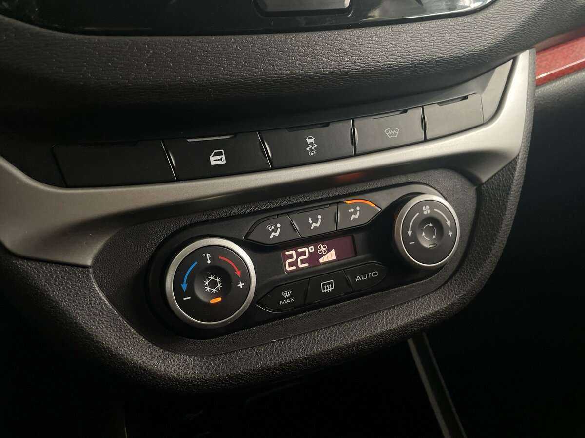 Lada (ВАЗ) Vesta SW Cross, 2018 Фото №15