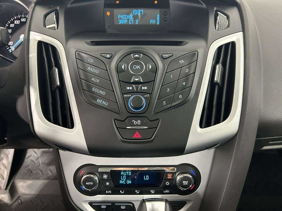 Ford Focus, 2014 Фото №12