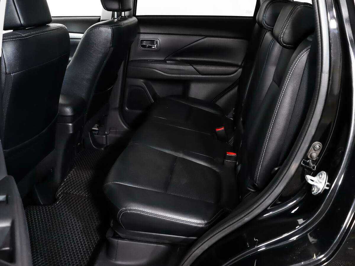 Mitsubishi Outlander, 2013 Фото №13