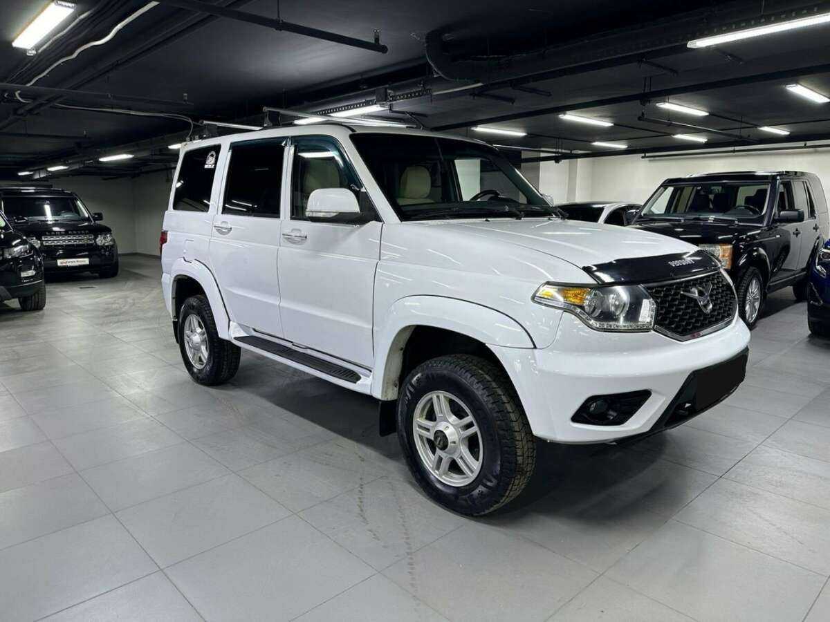 УАЗ Patriot, 2018 Фото №3