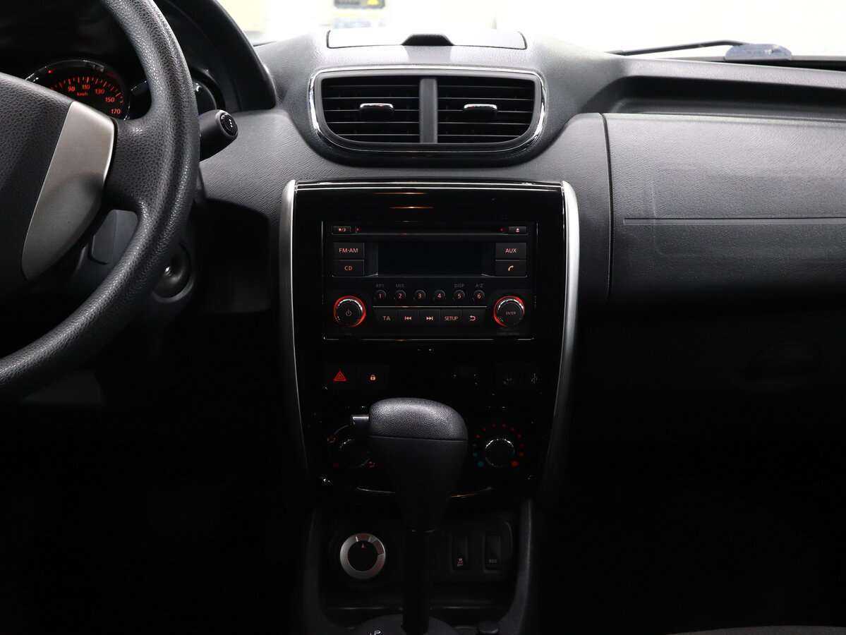 Nissan Terrano, 2016 Фото №16