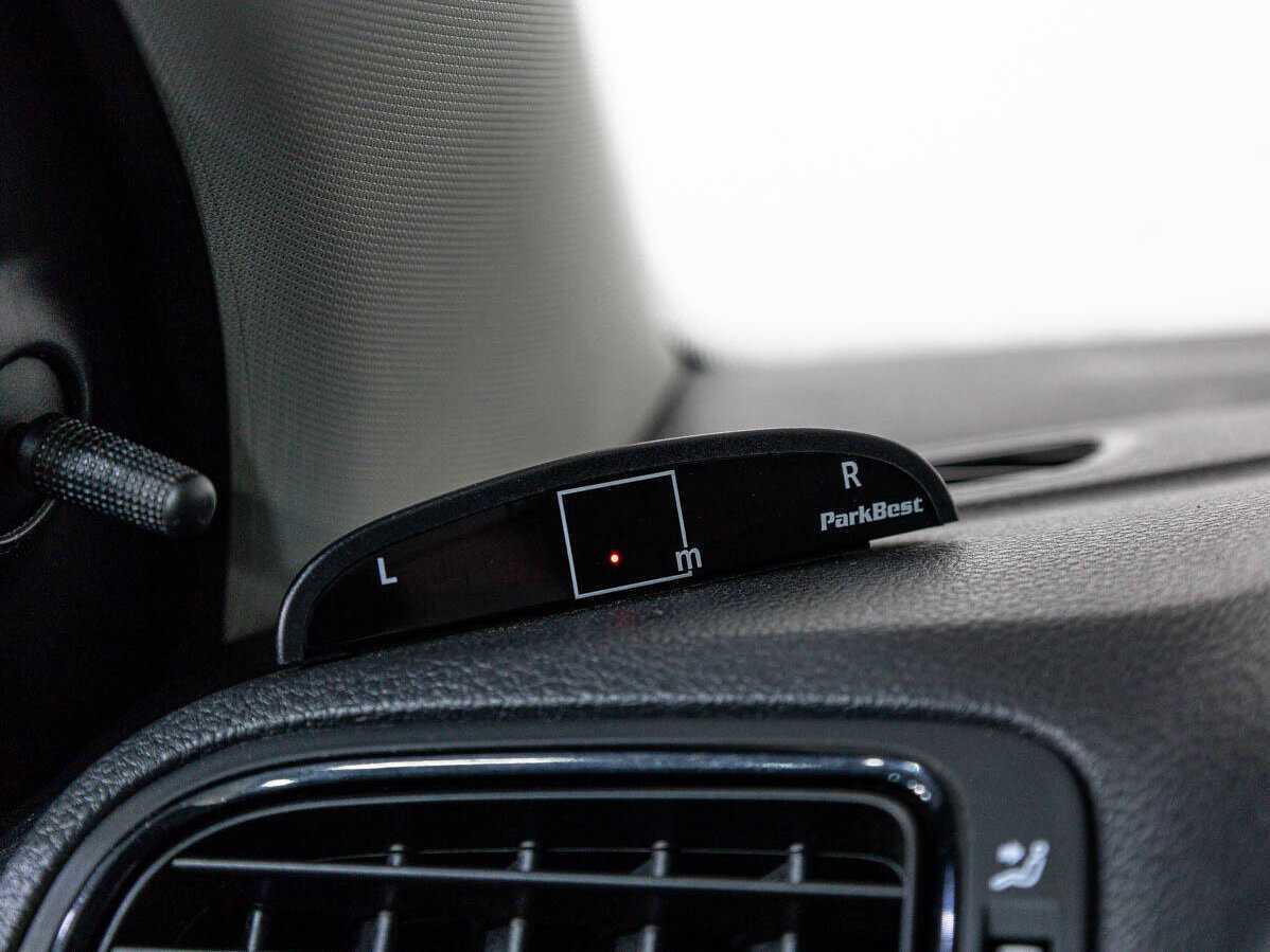 Volkswagen Polo, 2015 Фото №15