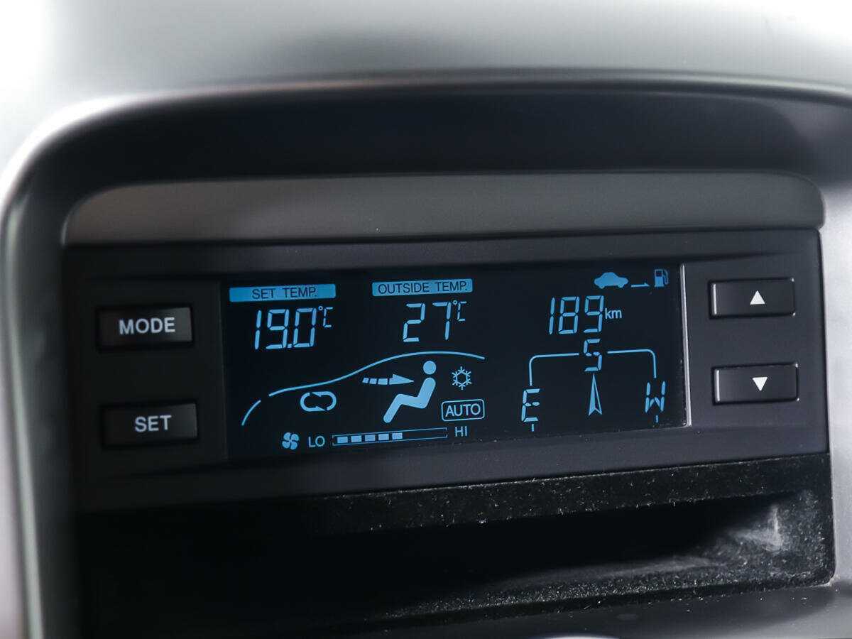 Chevrolet Captiva, 2013 Фото №21