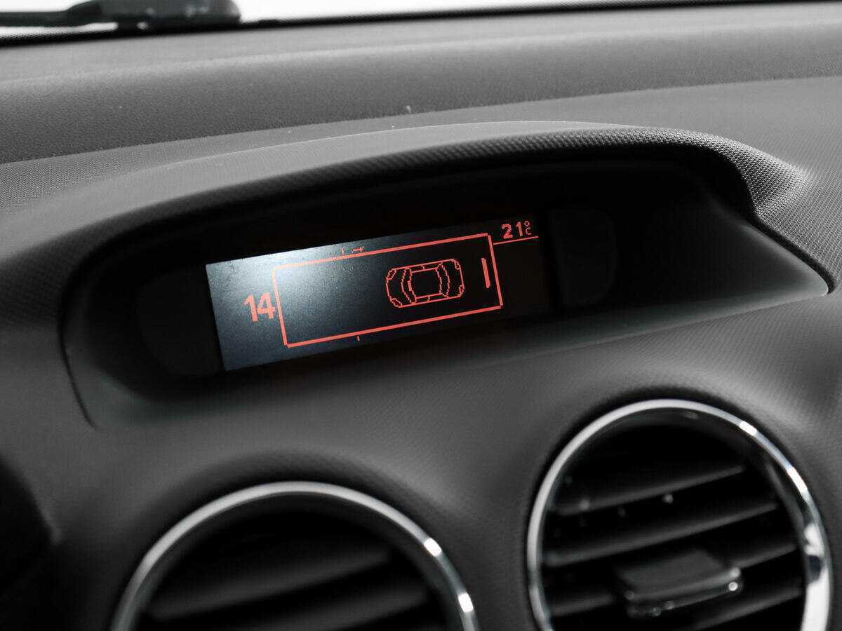 Peugeot 308, 2012 Фото №15