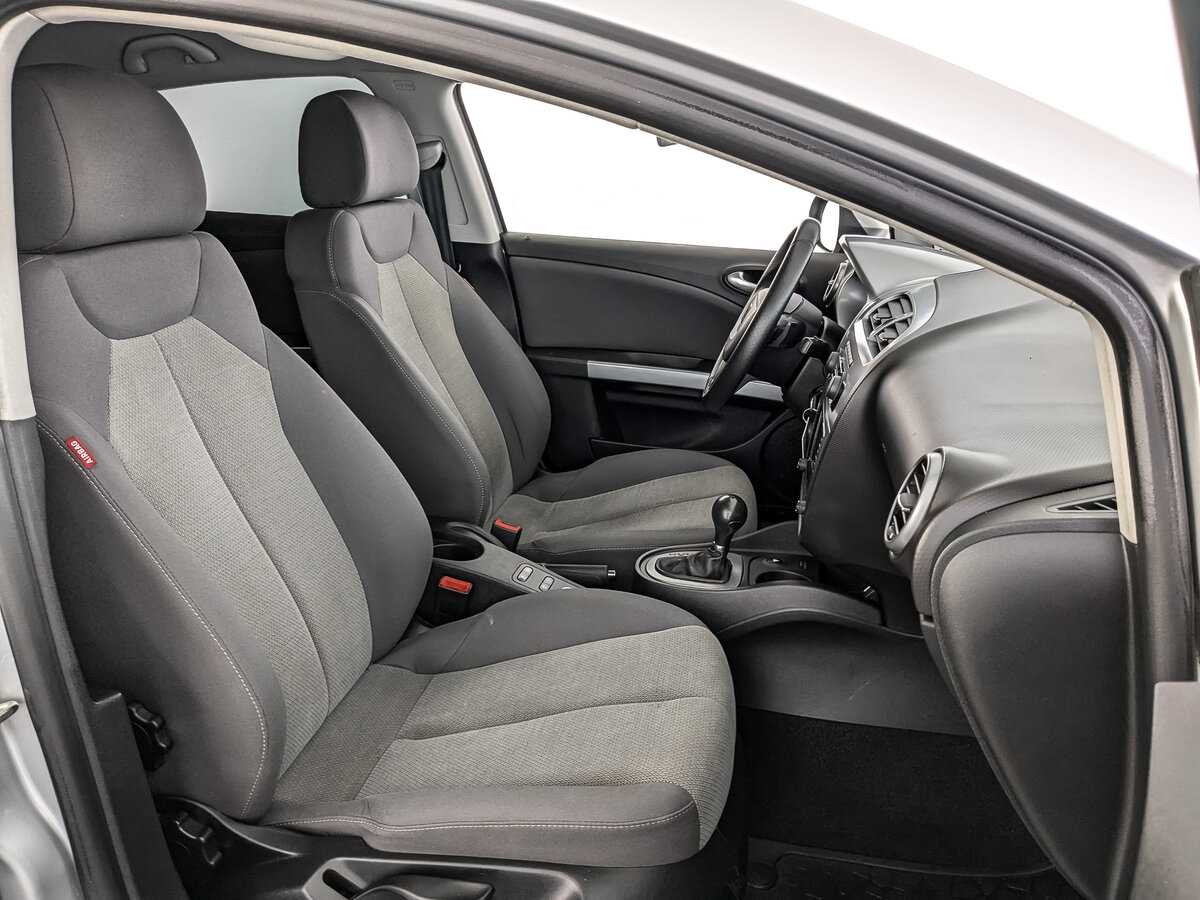 SEAT Leon, 2012 Фото №20