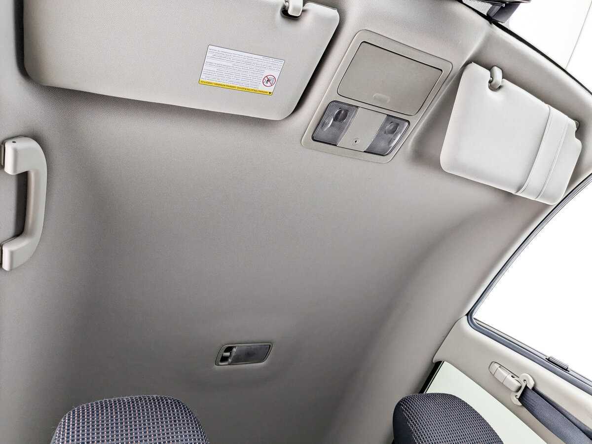 Nissan Tiida, 2013 Фото №18