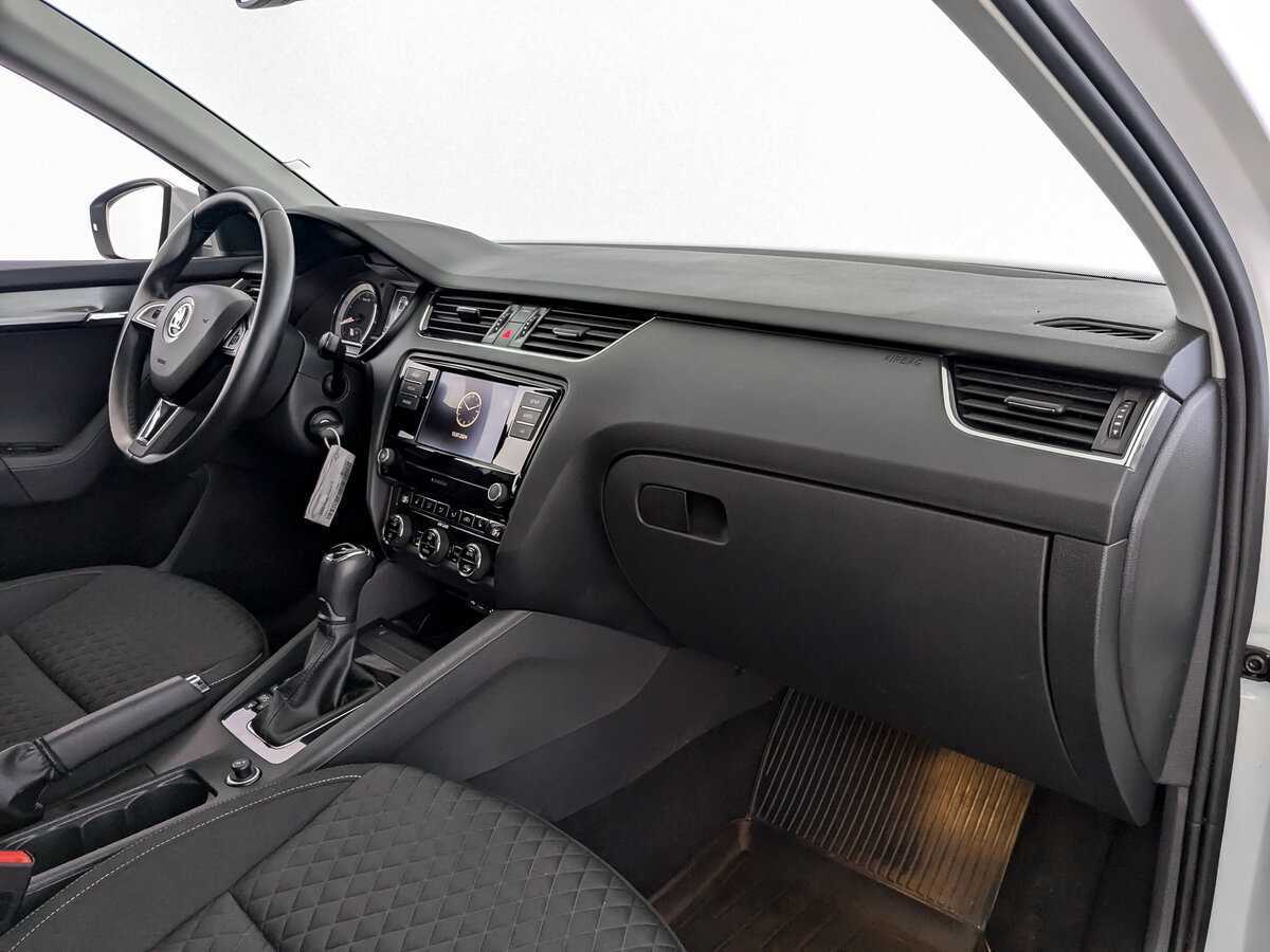 Skoda Octavia, 2017 Фото №9
