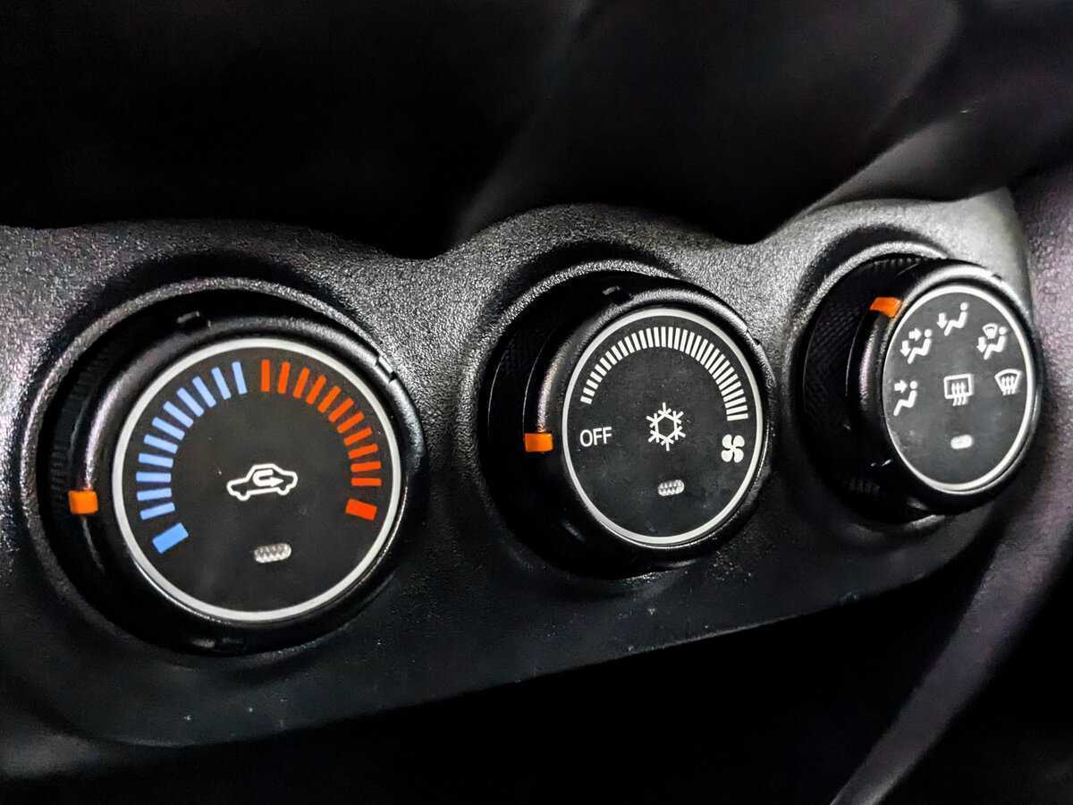 Mitsubishi ASX, 2013 Фото №21