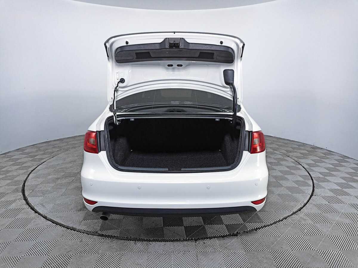 Volkswagen Jetta, 2014 Фото №10