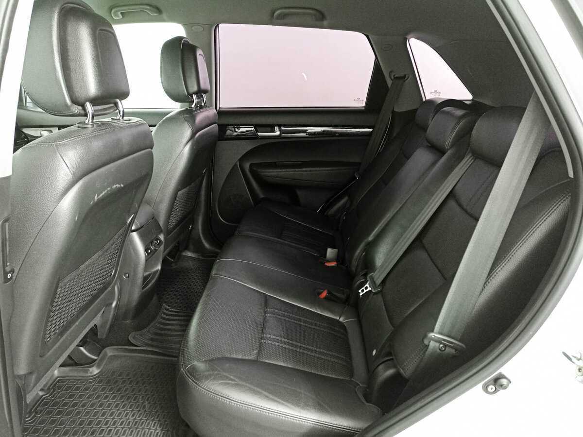 Kia Sorento, 2012 Фото №10