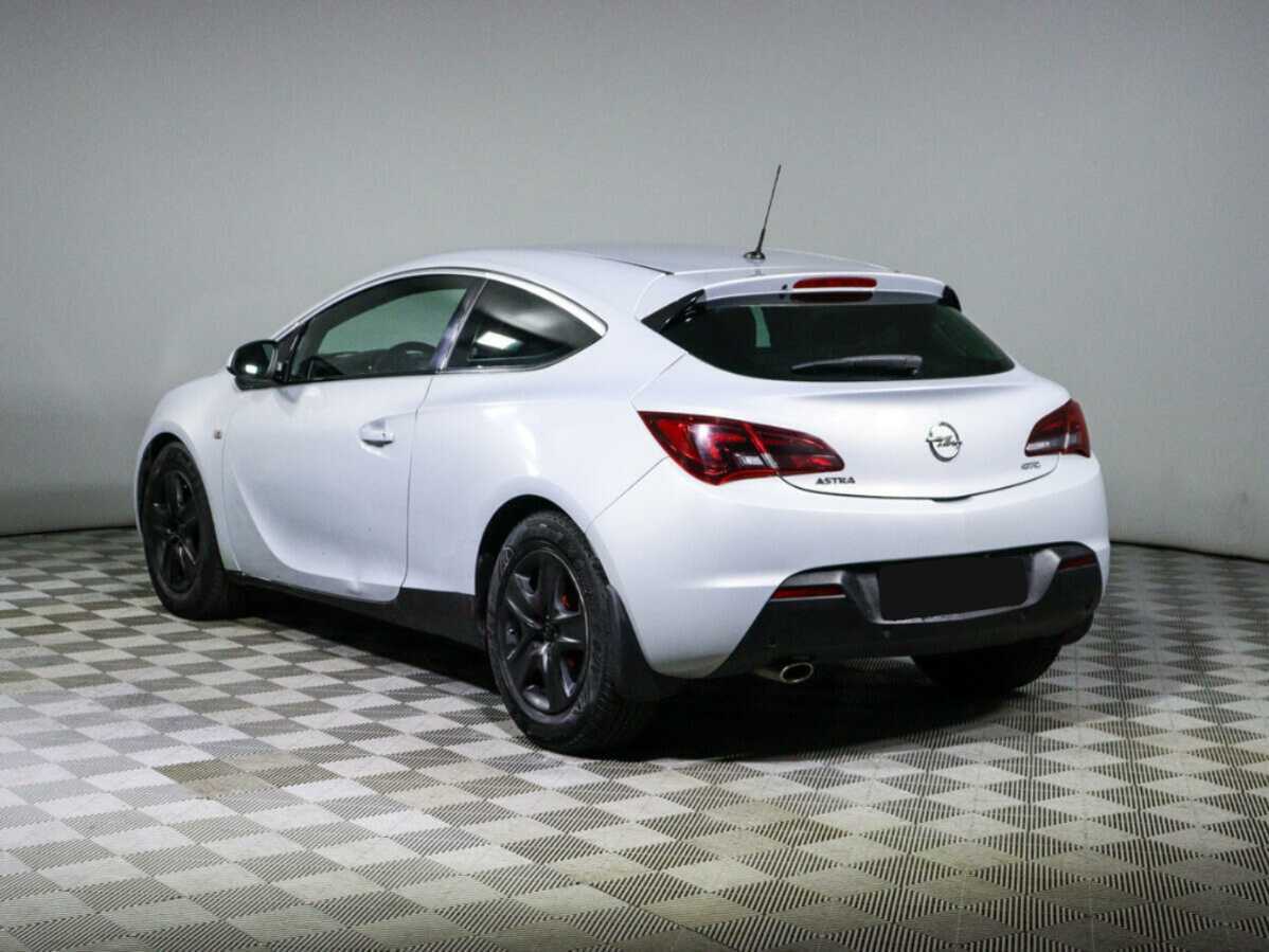 Opel Astra GTC, 2013 Фото №6