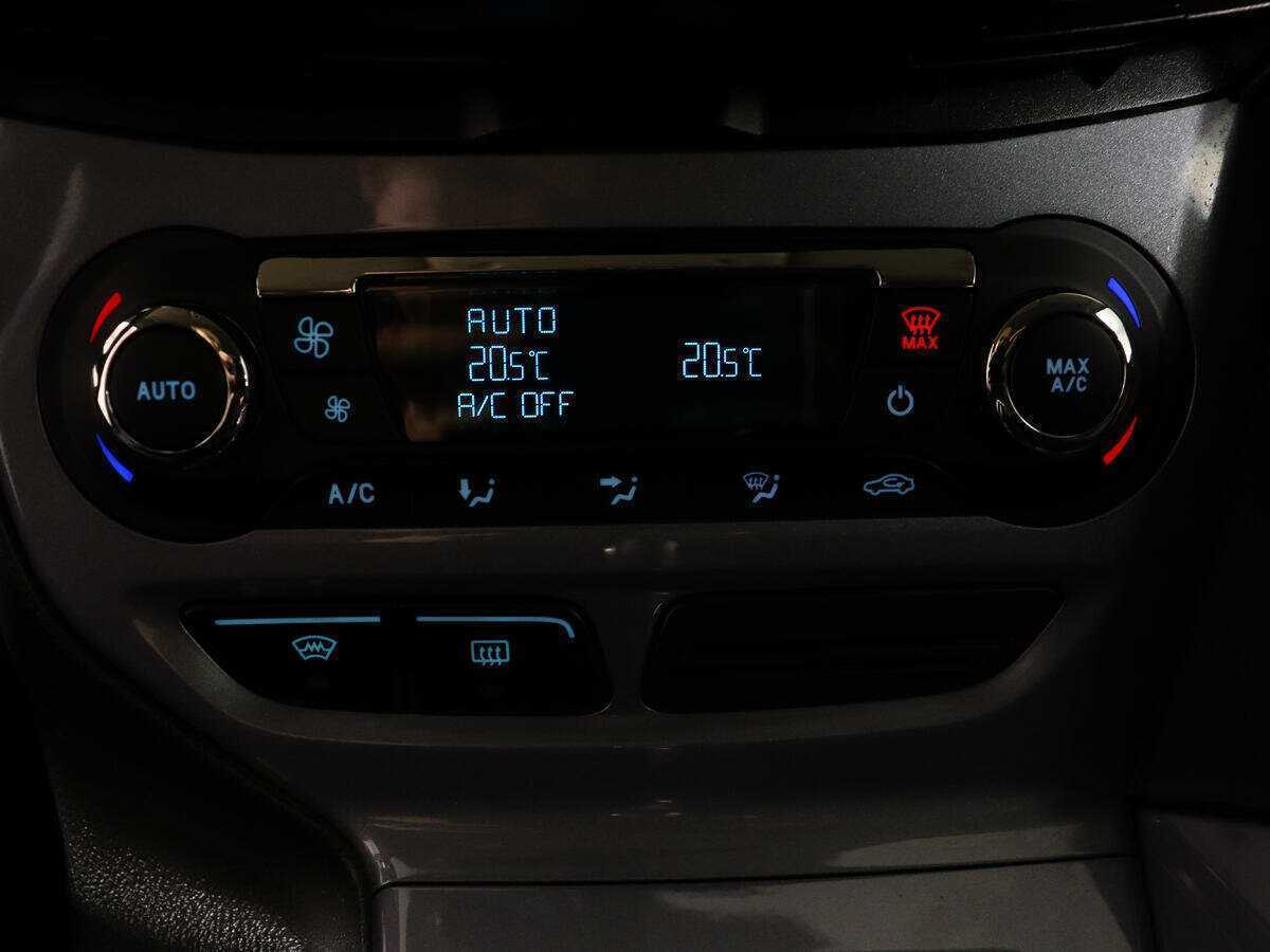 Ford Focus, 2013 Фото №18