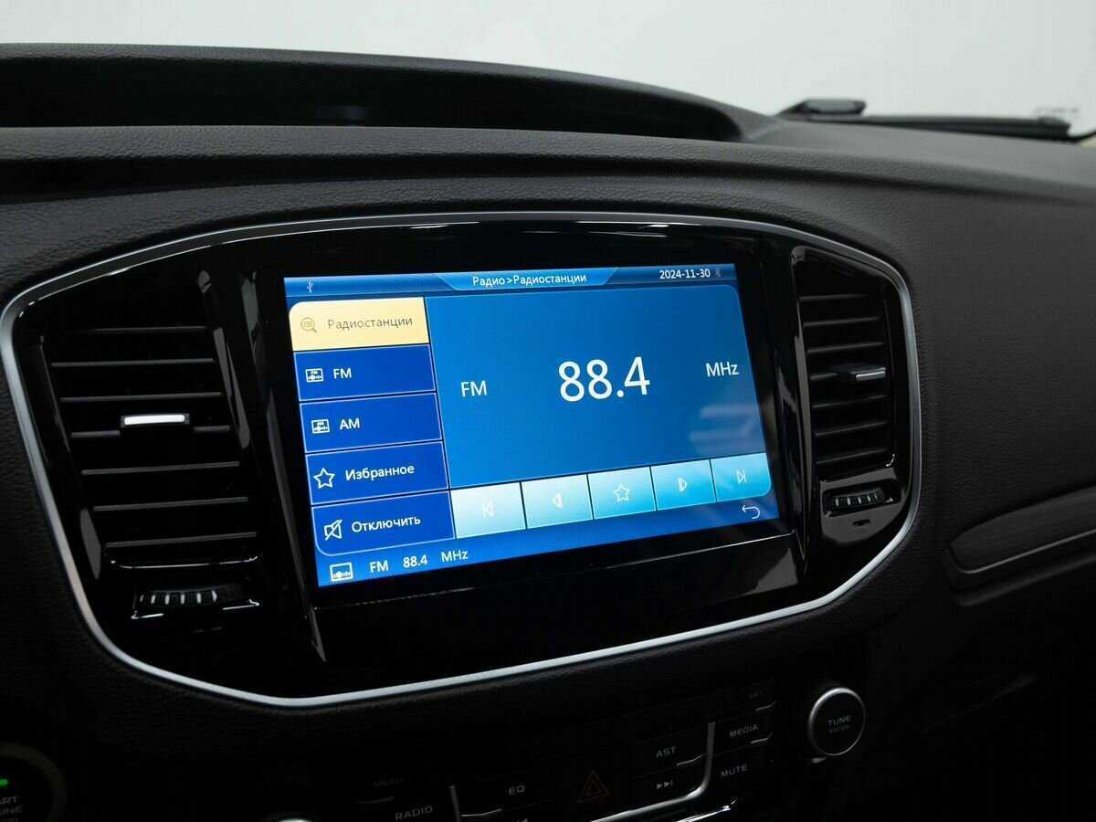 Geely Emgrand X7, 2020 Фото №19