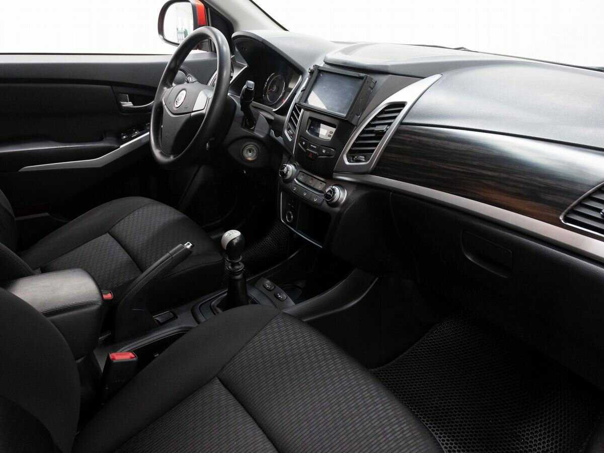 SsangYong Actyon, 2013 Фото №13