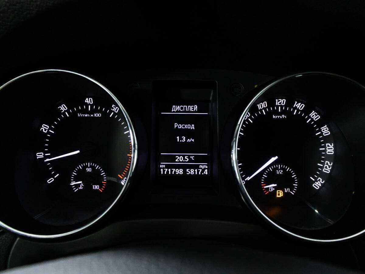 Skoda Yeti, 2015 Фото №12