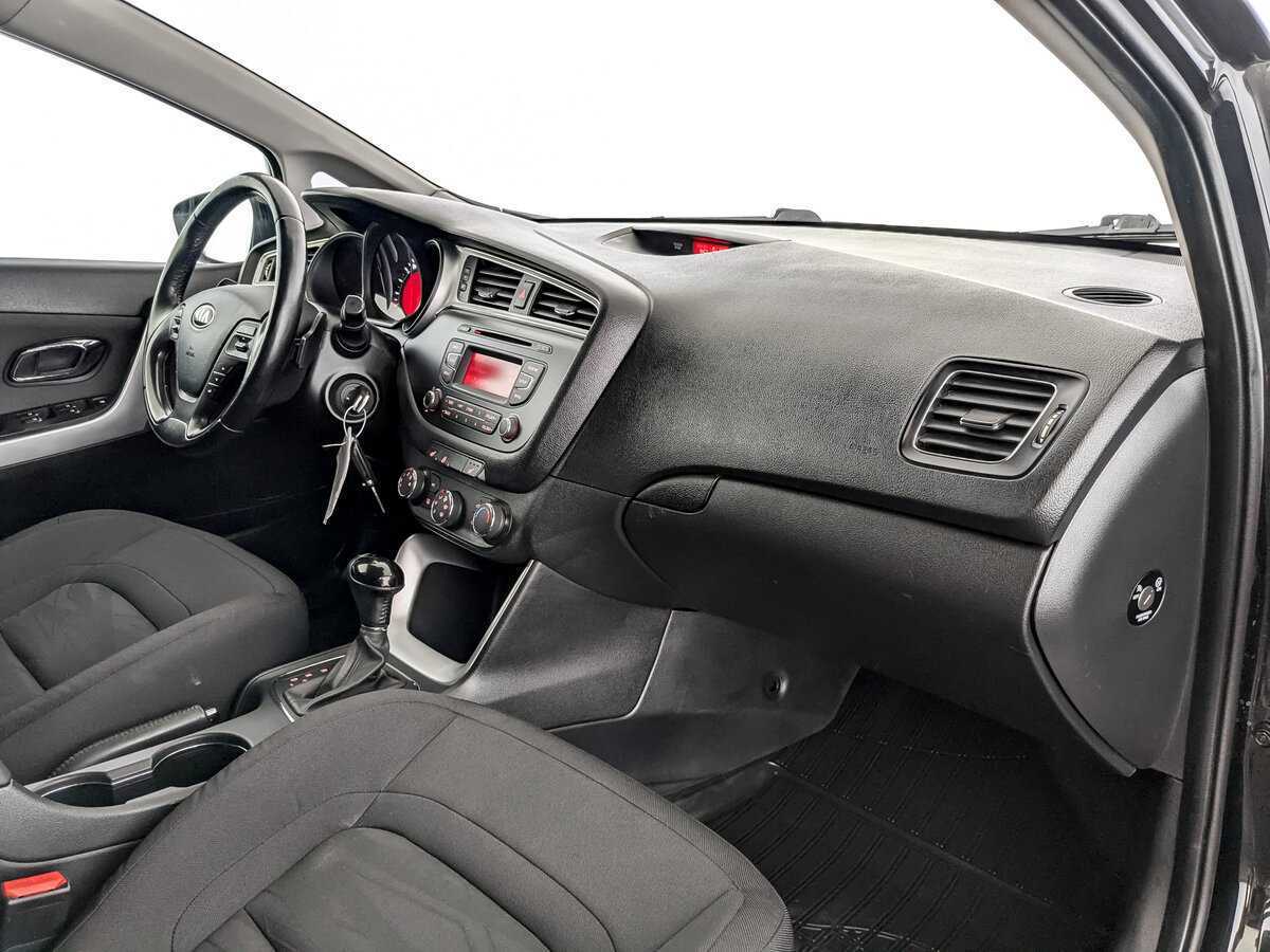 Kia Ceed, 2017 Фото №11