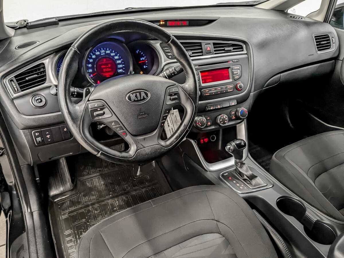 Kia Ceed, 2015 Фото №16
