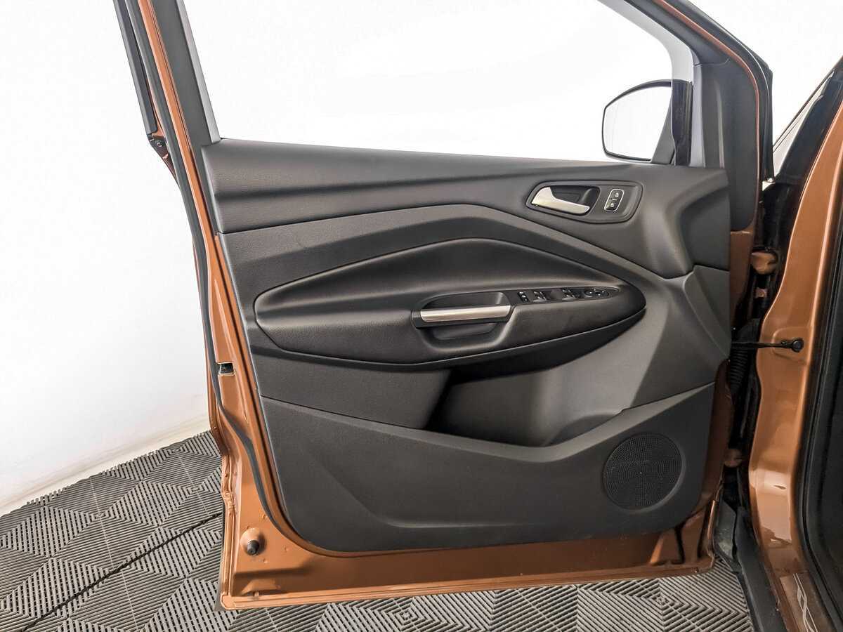 Ford Kuga, 2018 Фото №19