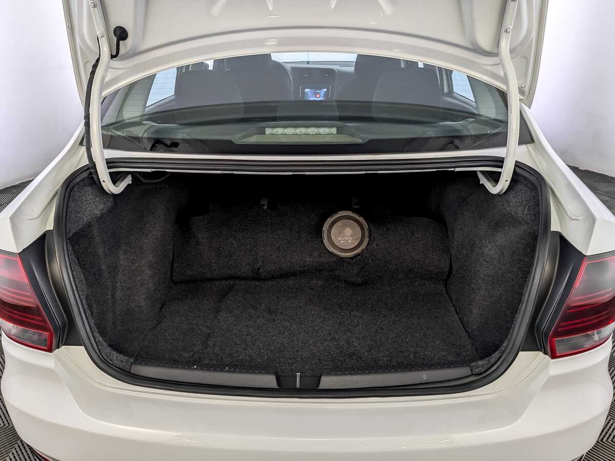 Volkswagen Polo, 2020 Фото №10