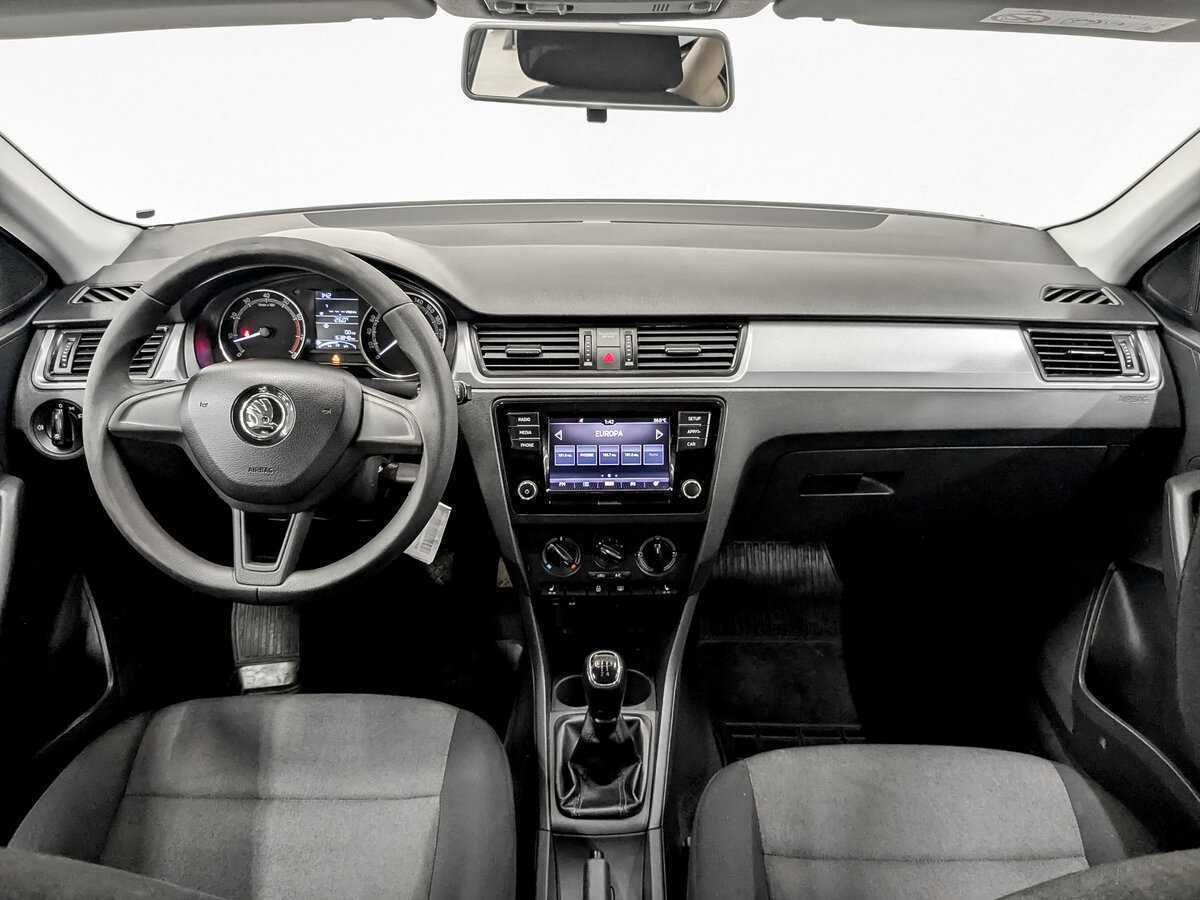 Skoda Rapid, 2017 Фото №14