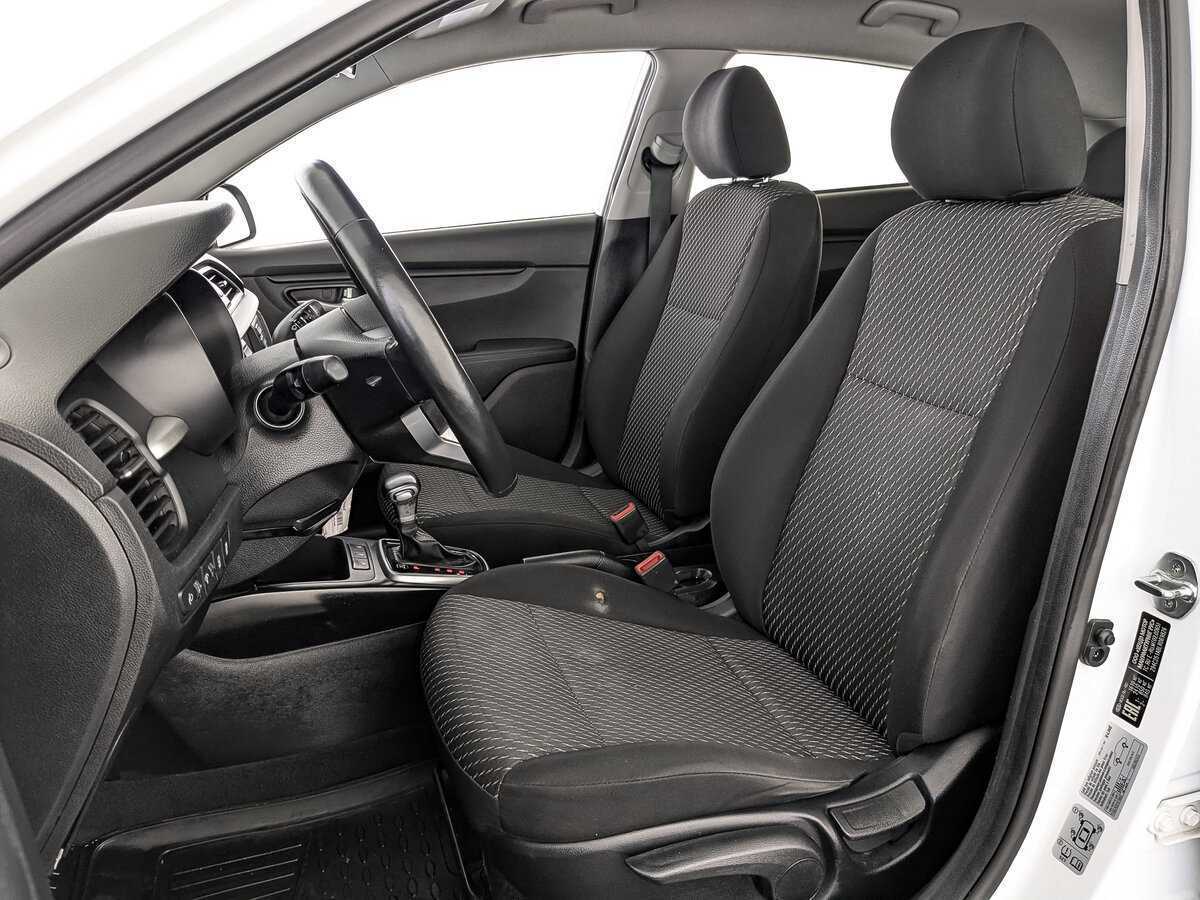 Kia Rio X-Line, 2019 Фото №20