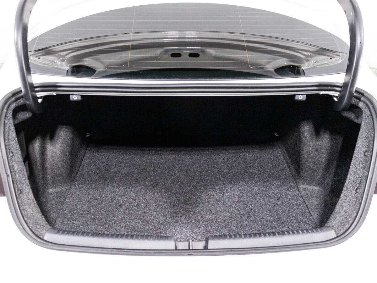 Volkswagen Jetta, 2015 Фото №15