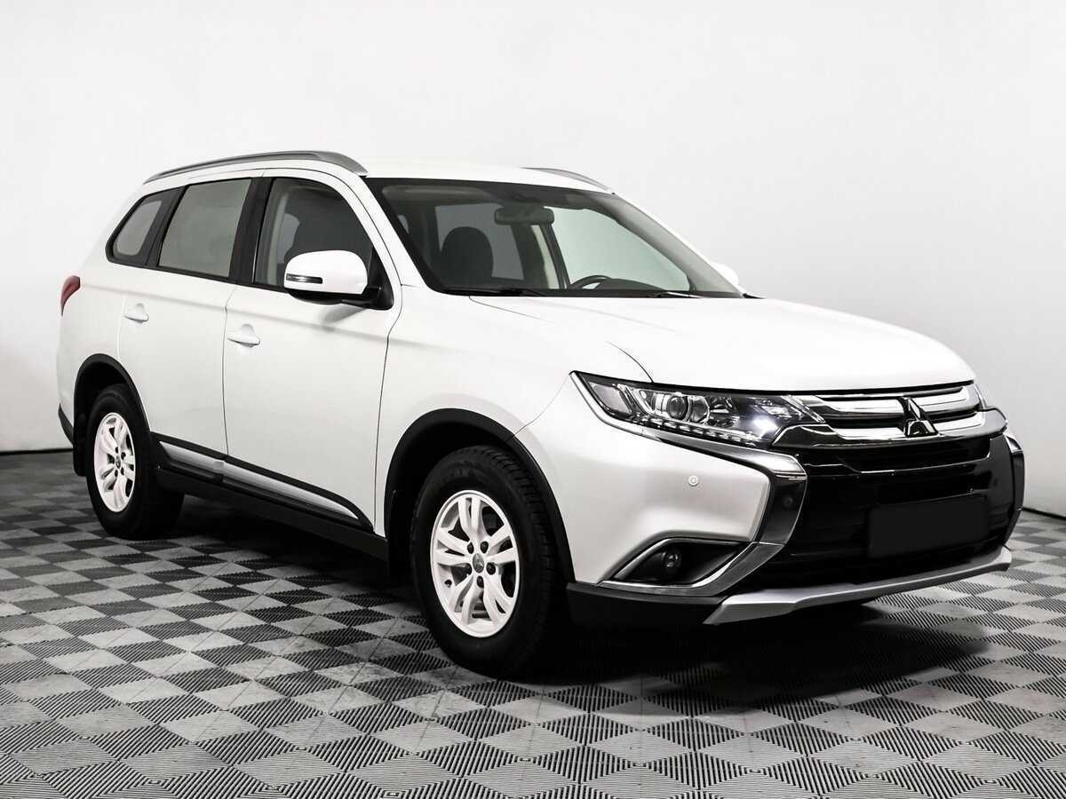Mitsubishi Outlander, 2017 Фото №3