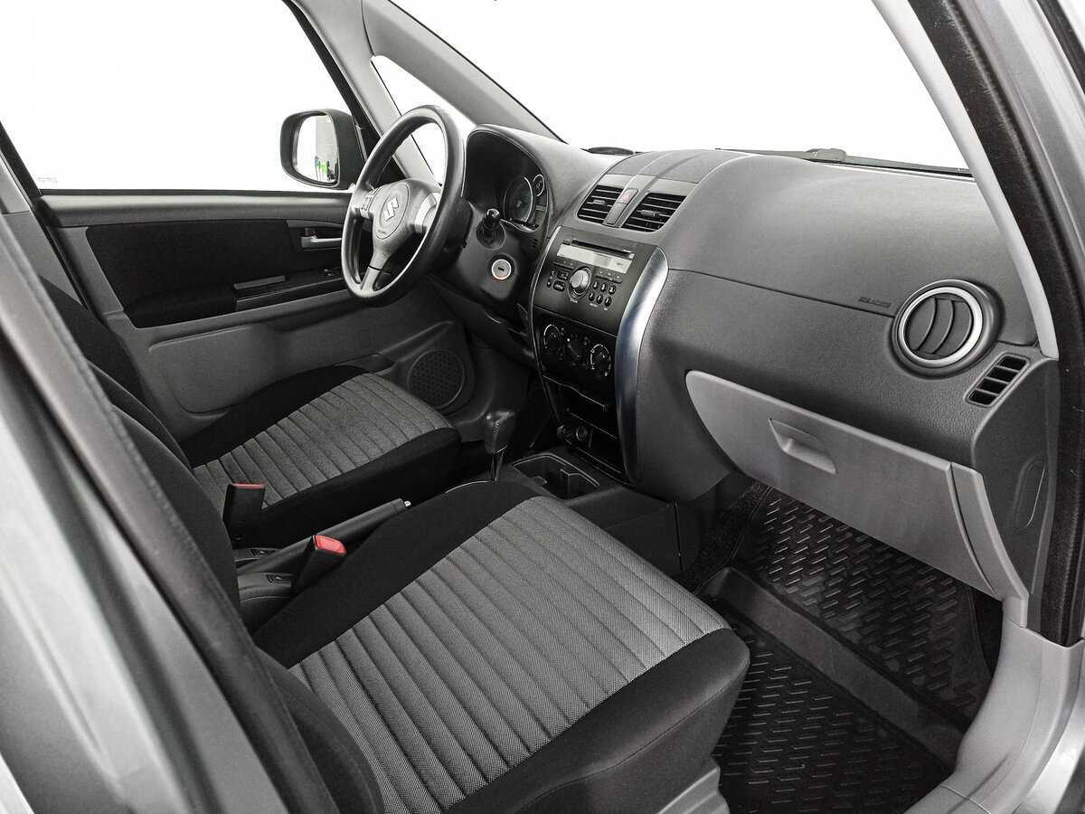 Suzuki SX4, 2012 Фото №11