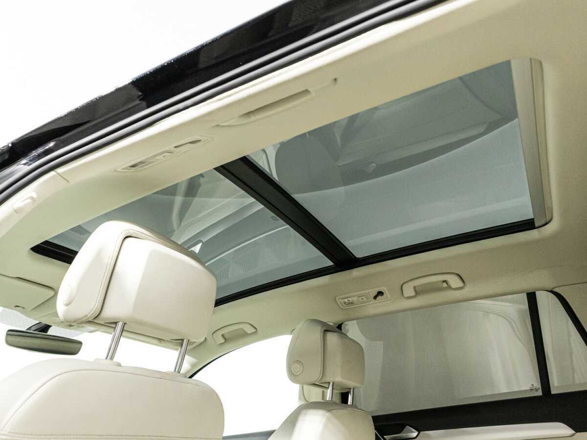 Volkswagen Passat, 2018 Фото №16