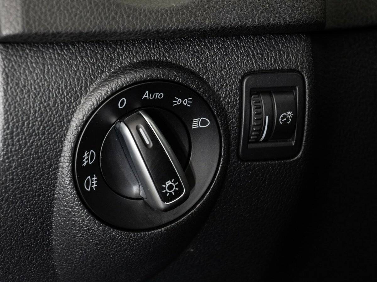 Volkswagen Tiguan, 2015 Фото №12