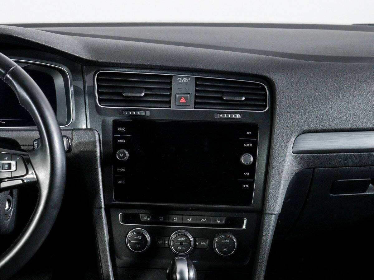 Volkswagen Golf, 2018 Фото №13