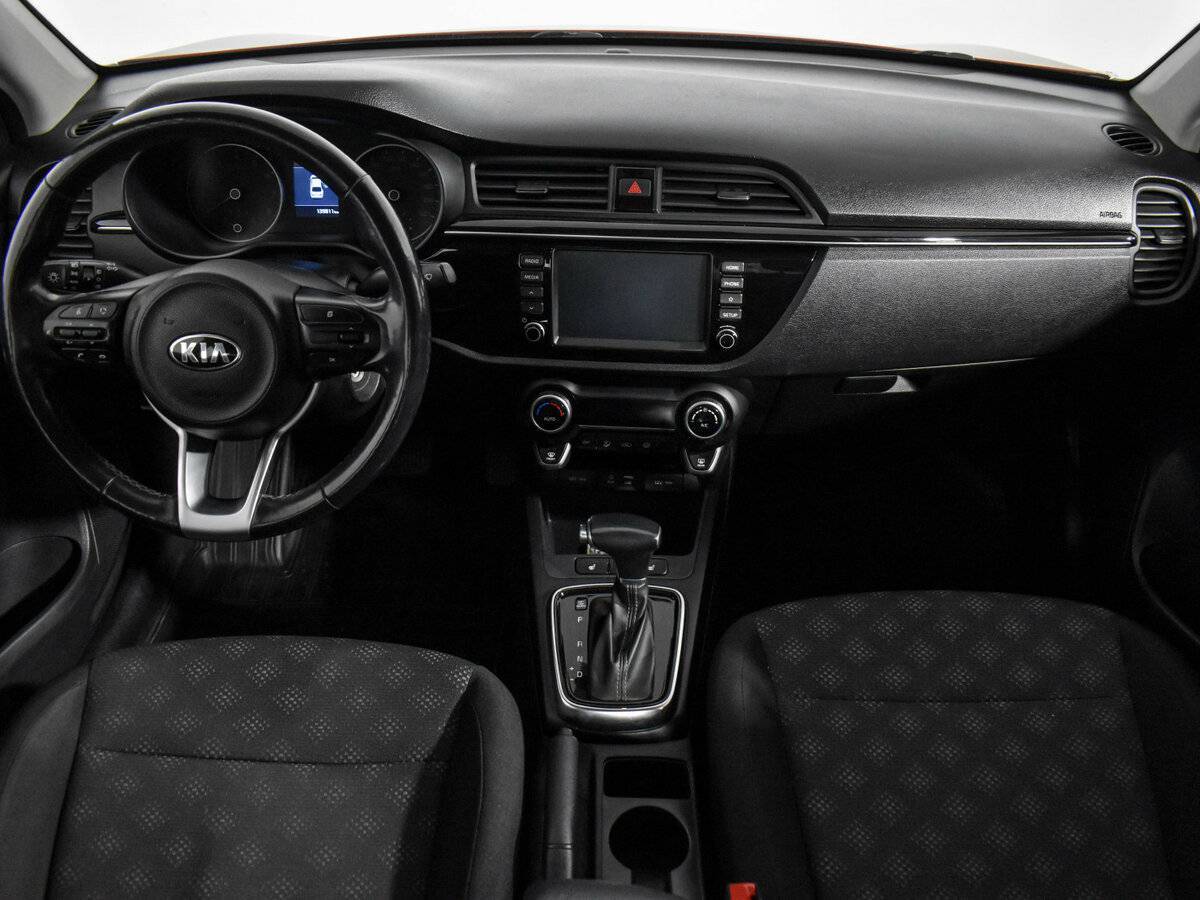 Kia Rio, 2018 Фото №16