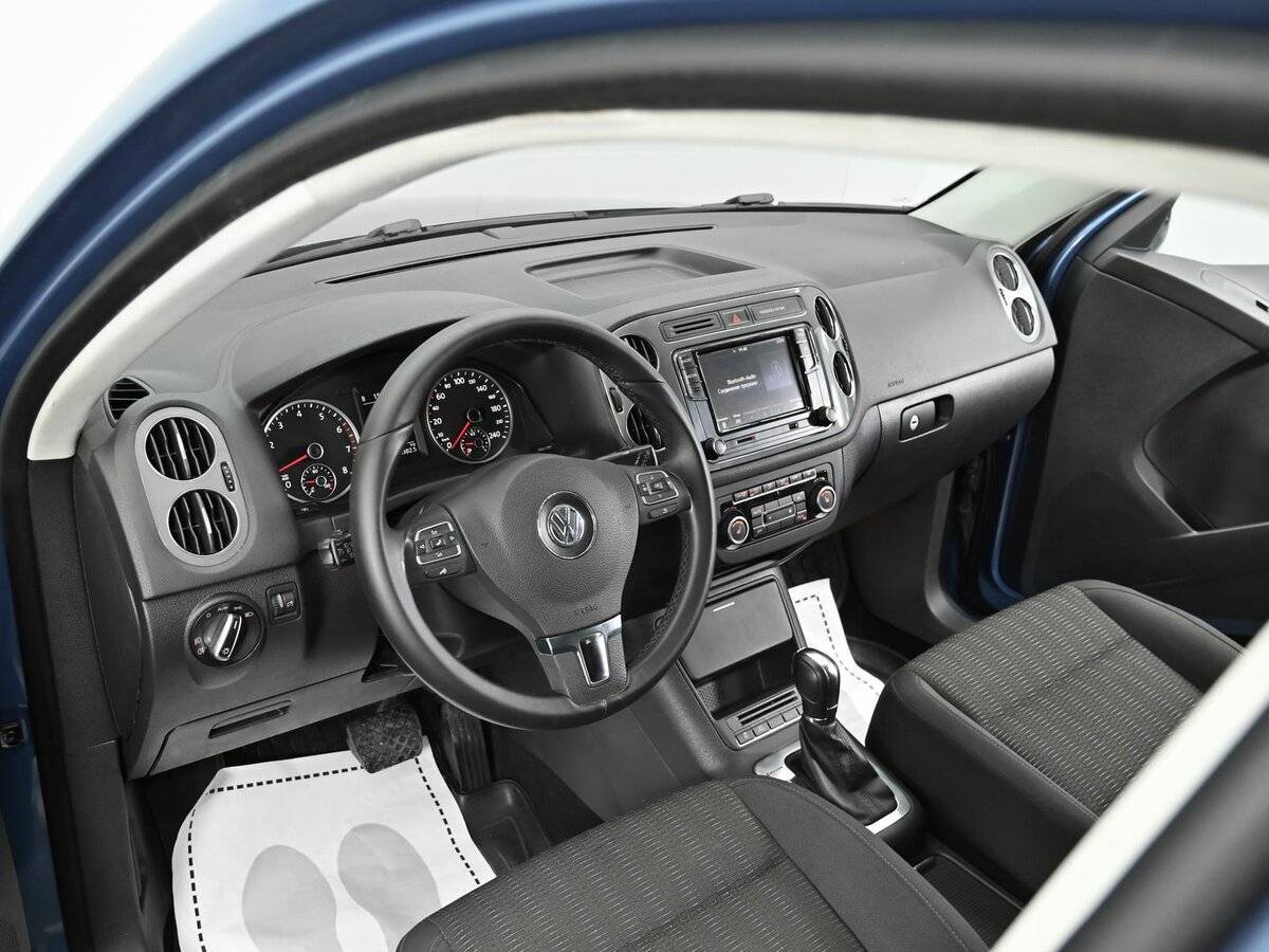 Volkswagen Tiguan, 2012 Фото №8